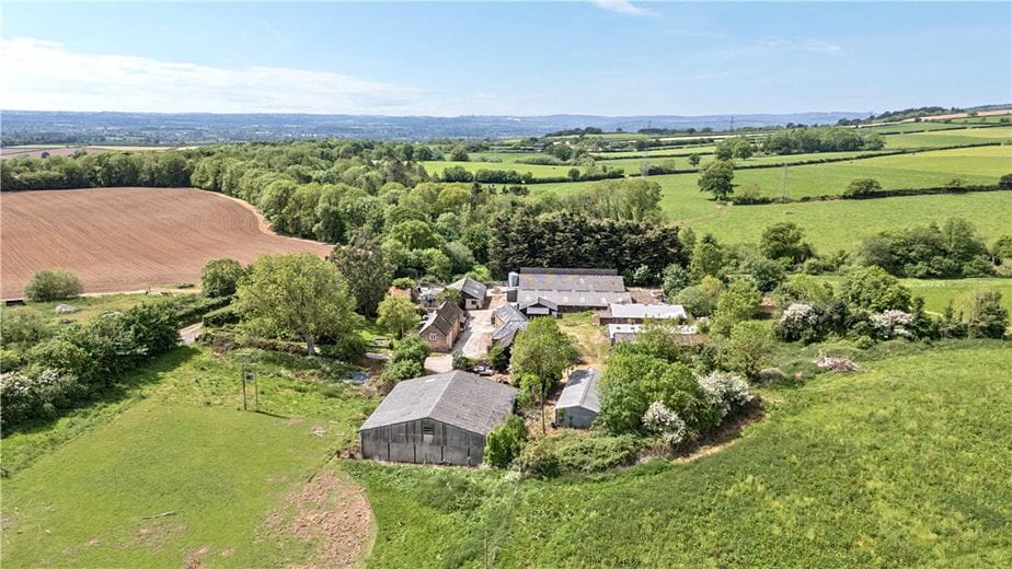 38.5 acres House, West Monkton, Taunton TA2 - Available