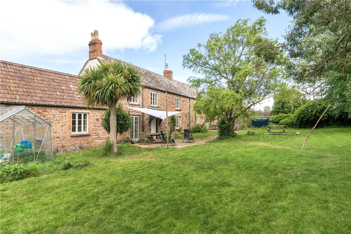 15.6 acres House, West Monkton, Taunton TA2 - Available