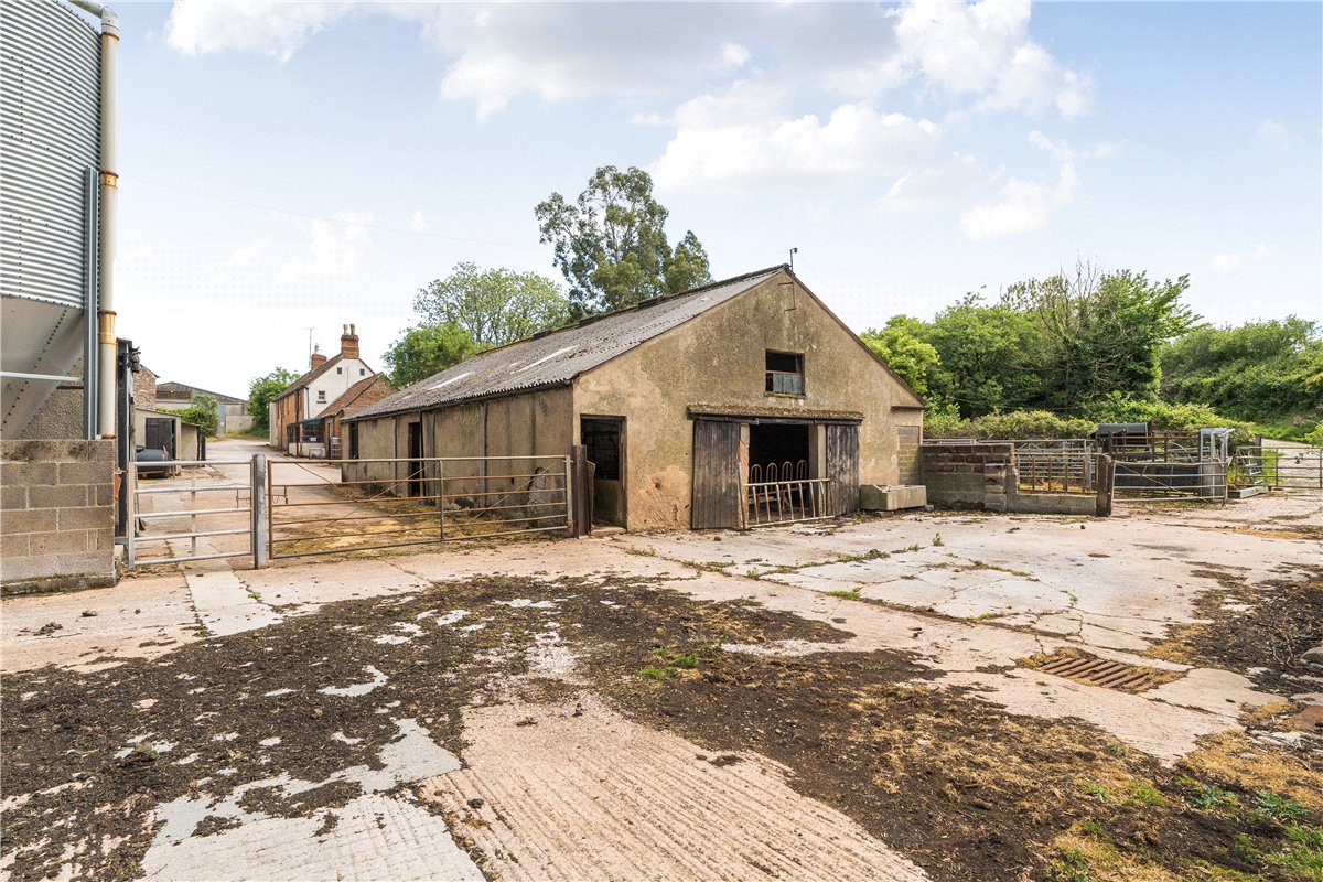 15.6 acres House, West Monkton, Taunton TA2 - Available