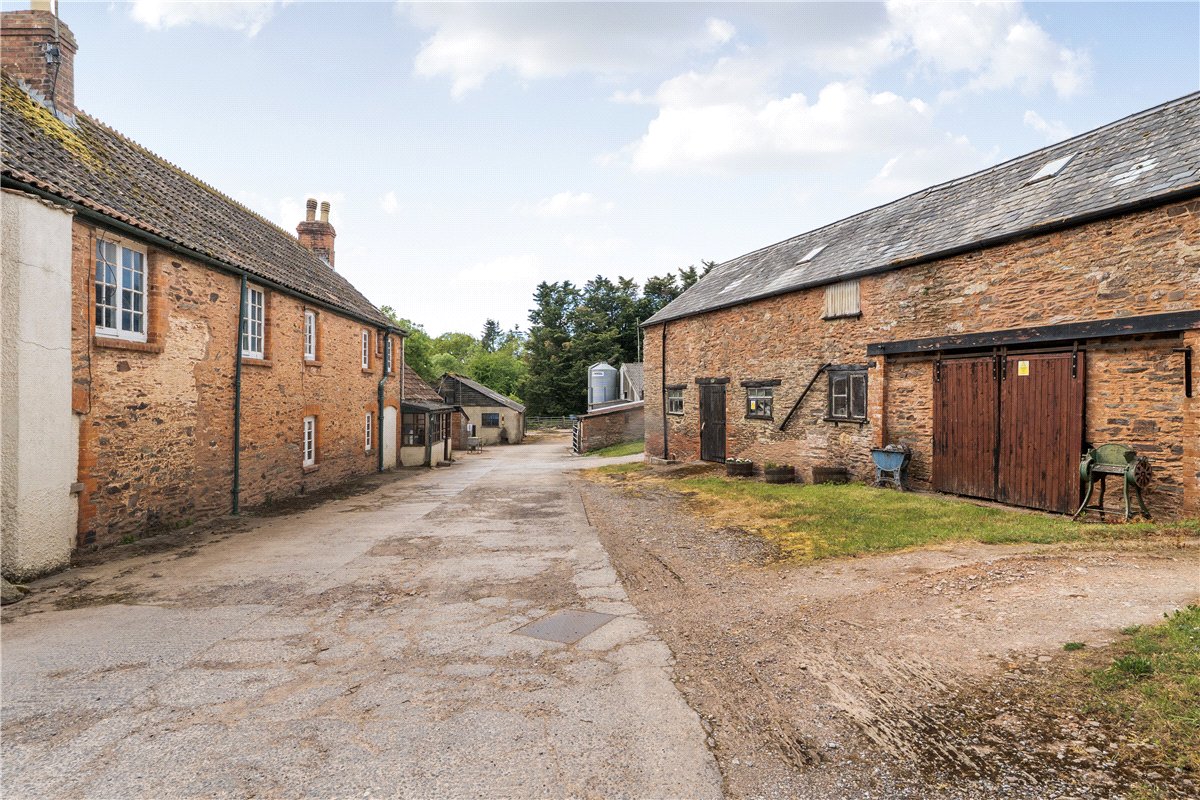 15.6 acres House, West Monkton, Taunton TA2 - Available