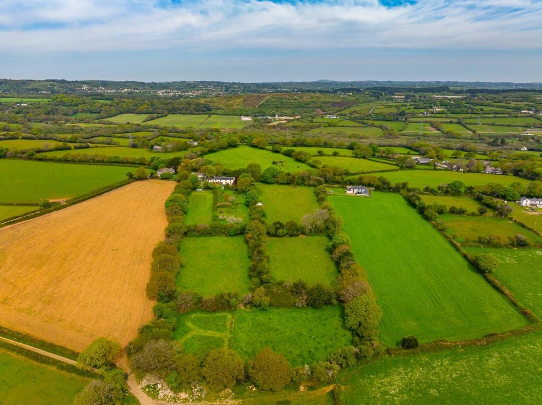 5.9 acres Farm, Pulla Cross, Truro TR4 - Sold STC