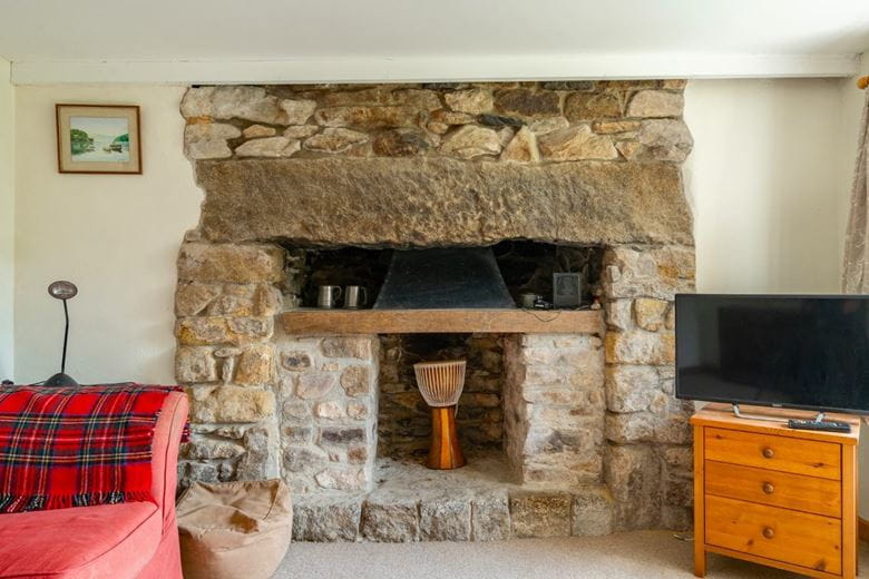 5.9 acres Farm, Pulla Cross, Truro TR4 - Sold STC