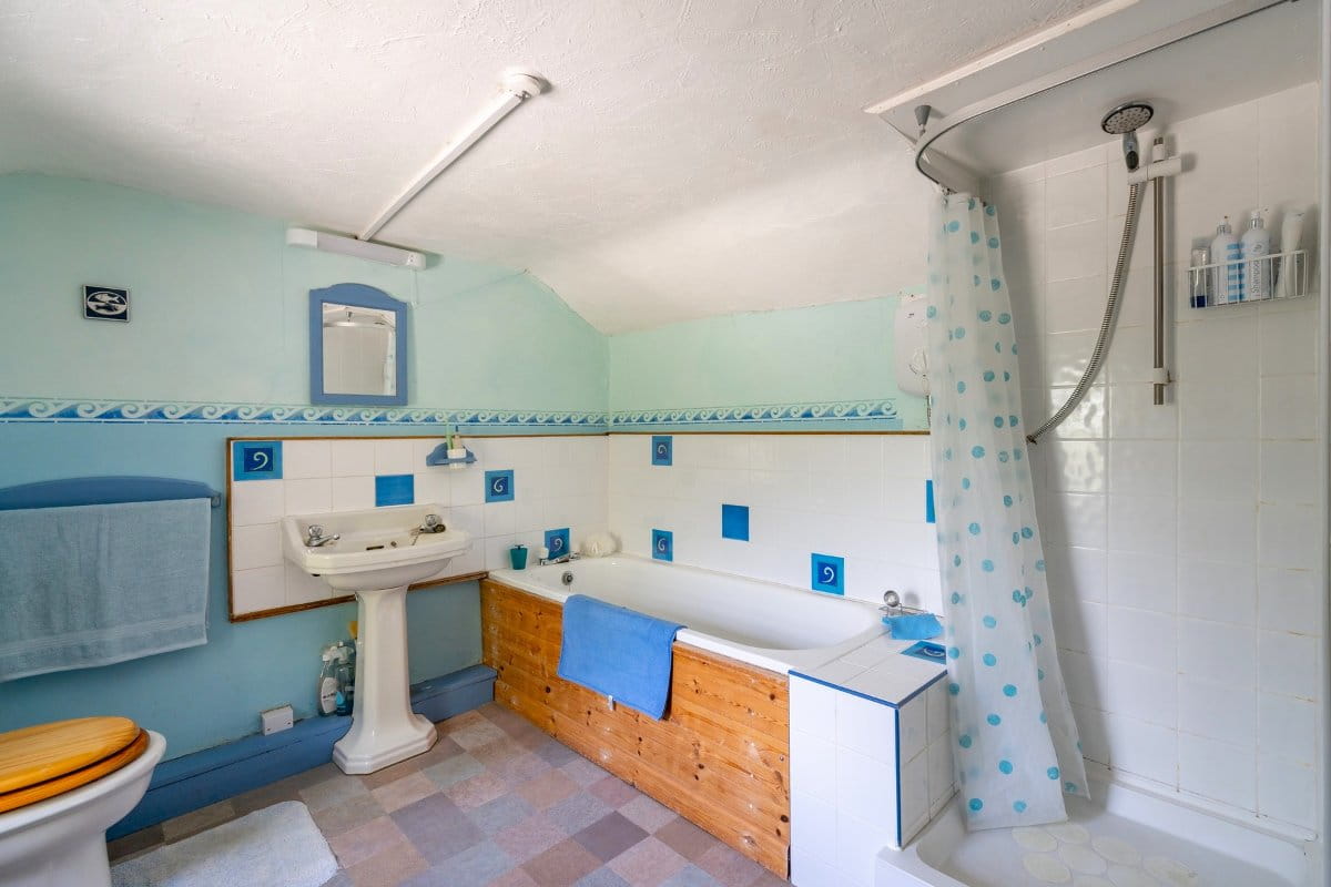 5.9 acres Farm, Pulla Cross, Truro TR4 - Sold STC