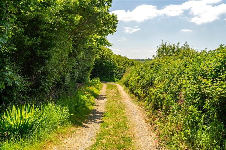 9.7 acres House, Woodford, Bude EX23 - Available