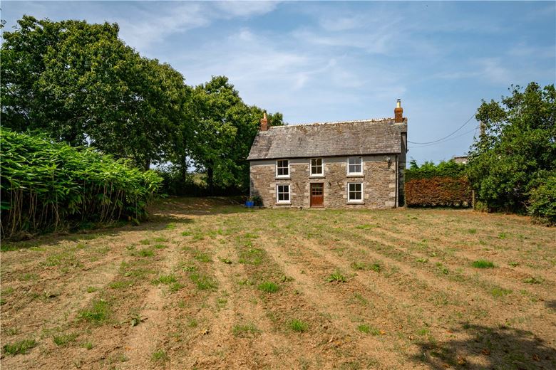 4.4 acres House, Grampound Road, Truro TR2 - Available