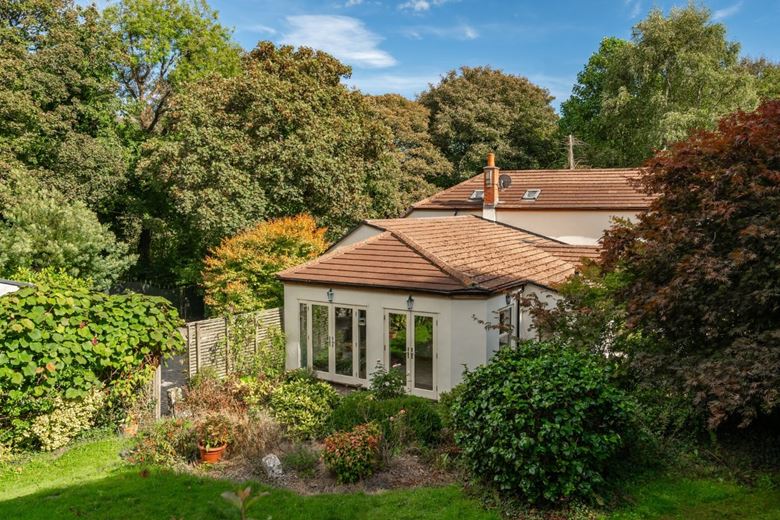 6.8 acres Farm, Hale Mills, Twelveheads TR4 - Available