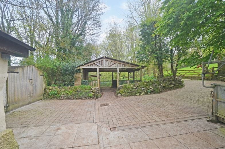 6.8 acres Farm, Hale Mills, Twelveheads TR4 - Available