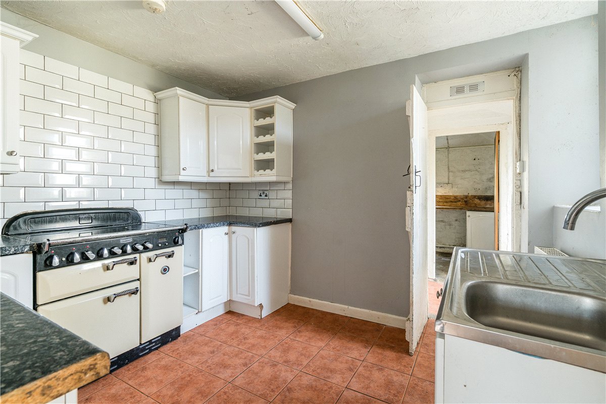 3 bedroom cottage, Tregony, Truro TR2 - Available