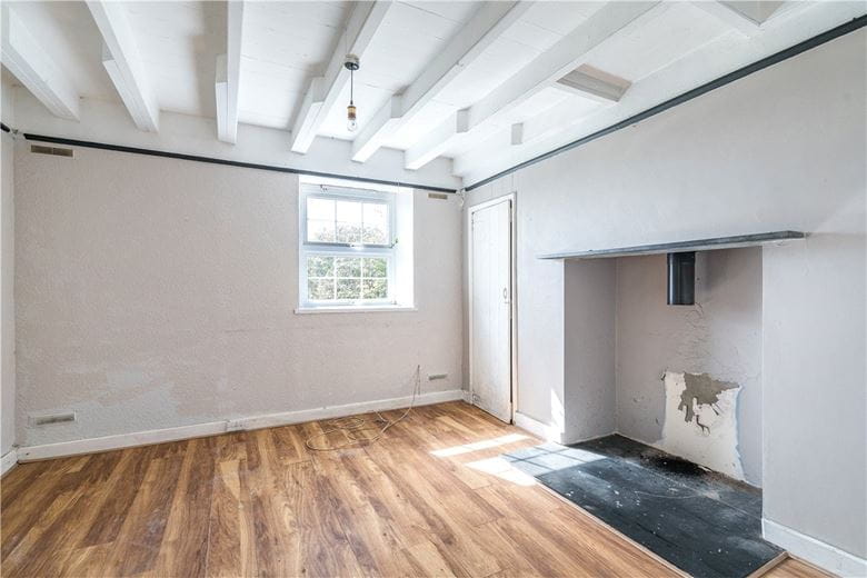 3 bedroom cottage, Tregony, Truro TR2 - Available
