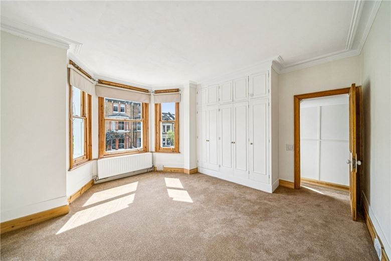 1 bedroom flat, Brodrick Road, London SW17 - Let Agreed
