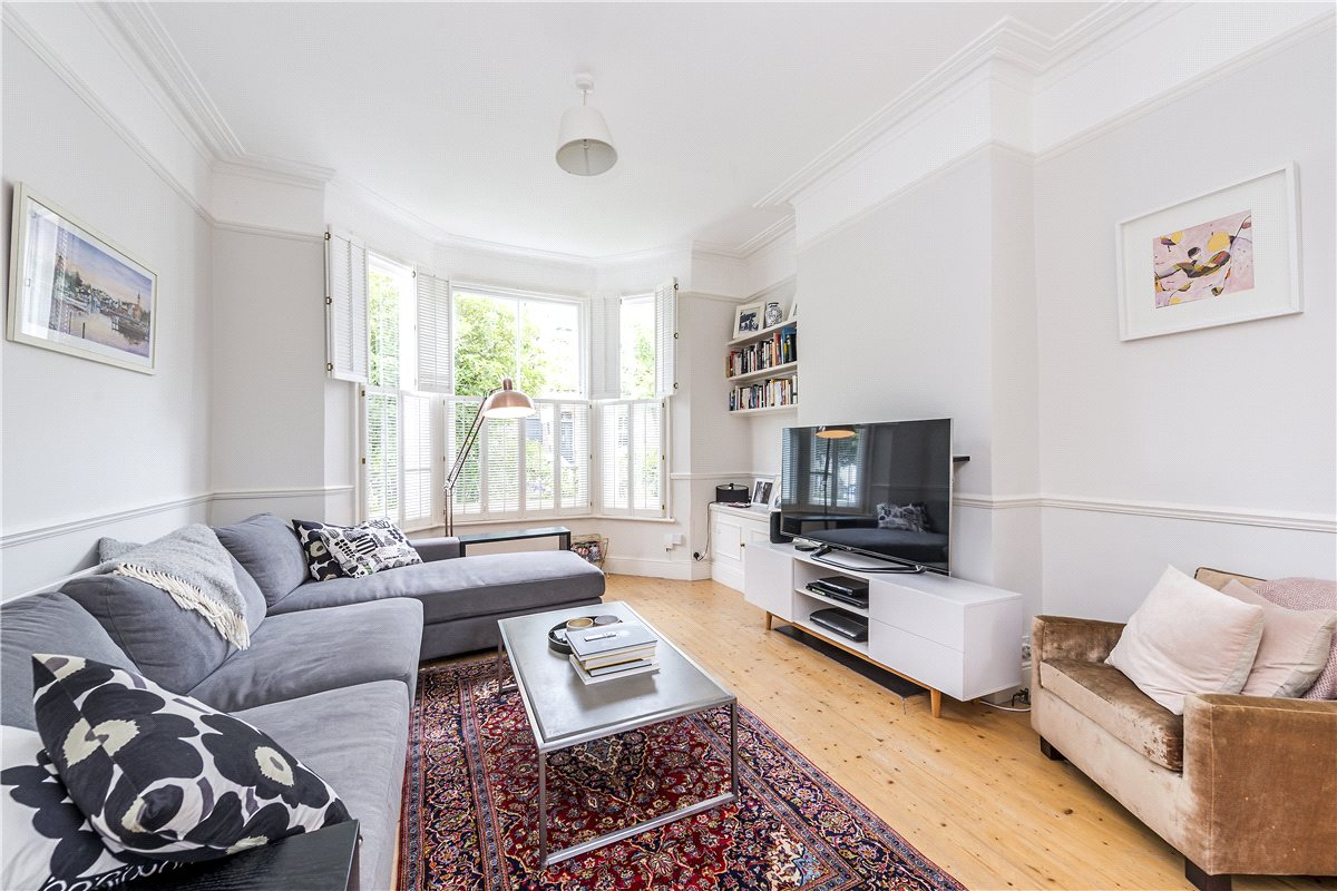 3 bedroom house, Nottingham Road, London SW17