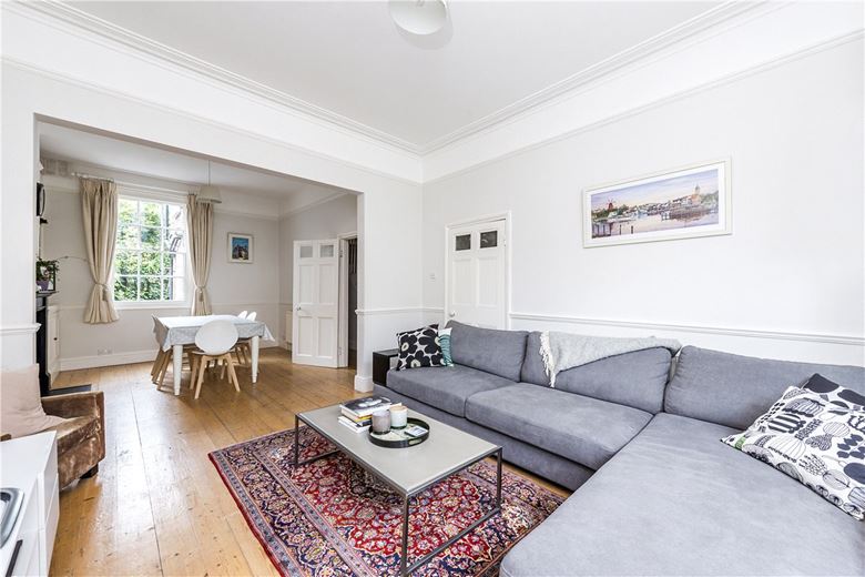 3 bedroom house, Nottingham Road, London SW17