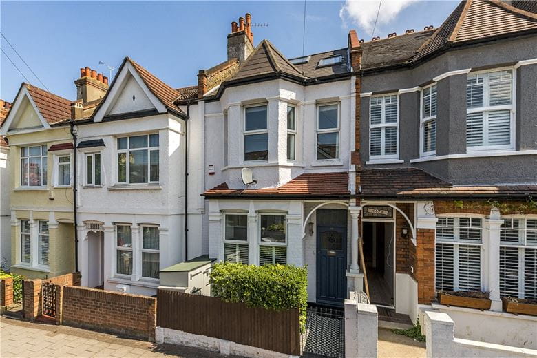 3 bedroom house, Brudenell Road, London SW17 - Available