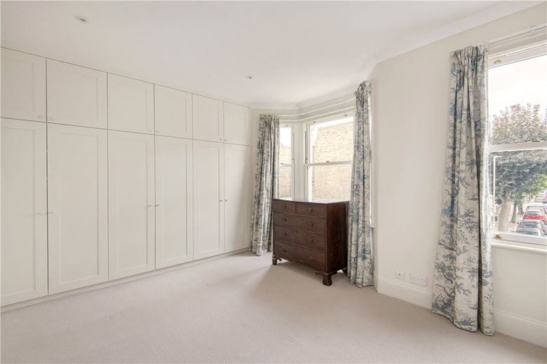 4 bedroom house, Candahar Road, London SW11 - Available