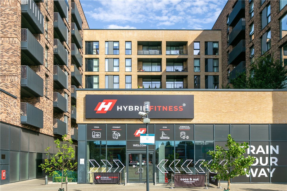 2 bedroom flat, Greyhound Parade, Wimbledon Grounds, London SW17 - Available