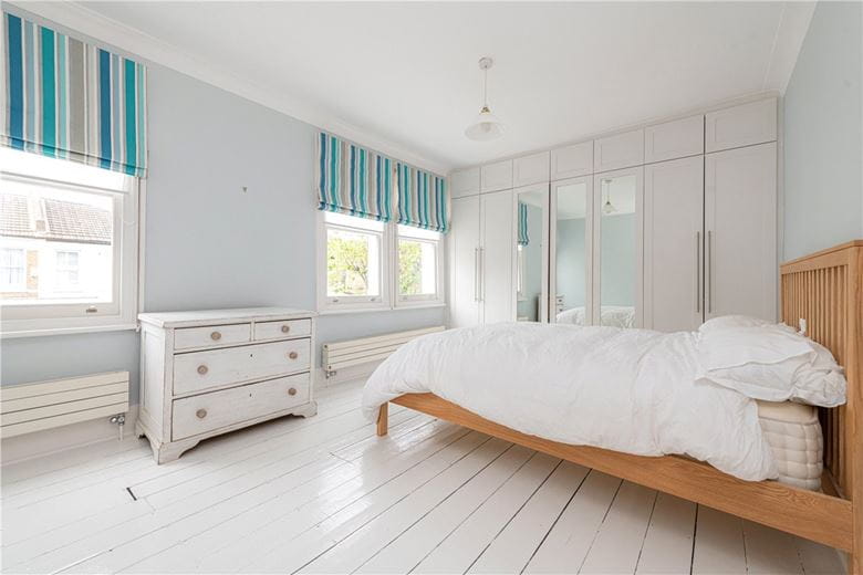 4 bedroom house, Ursula Street, London SW11