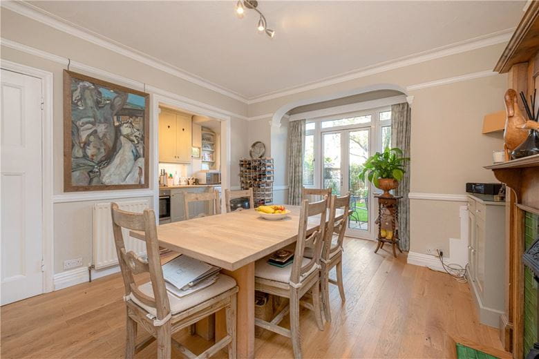 4 bedroom house, Sandgate Lane, London SW18