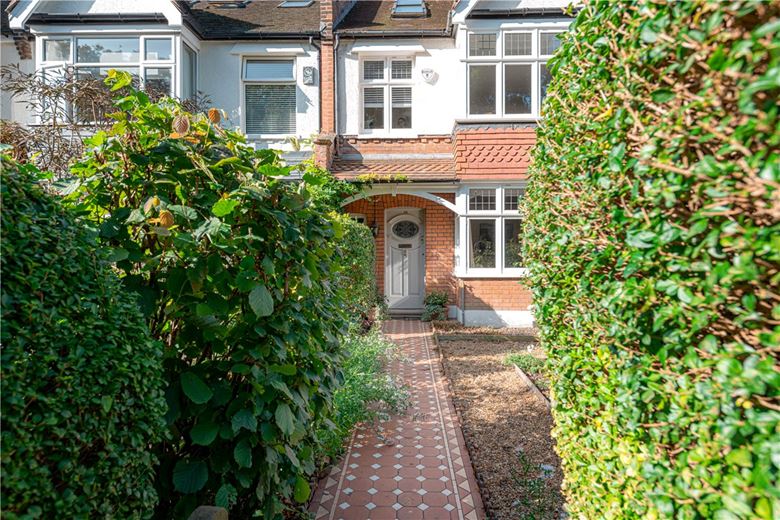 4 bedroom house, Sandgate Lane, London SW18