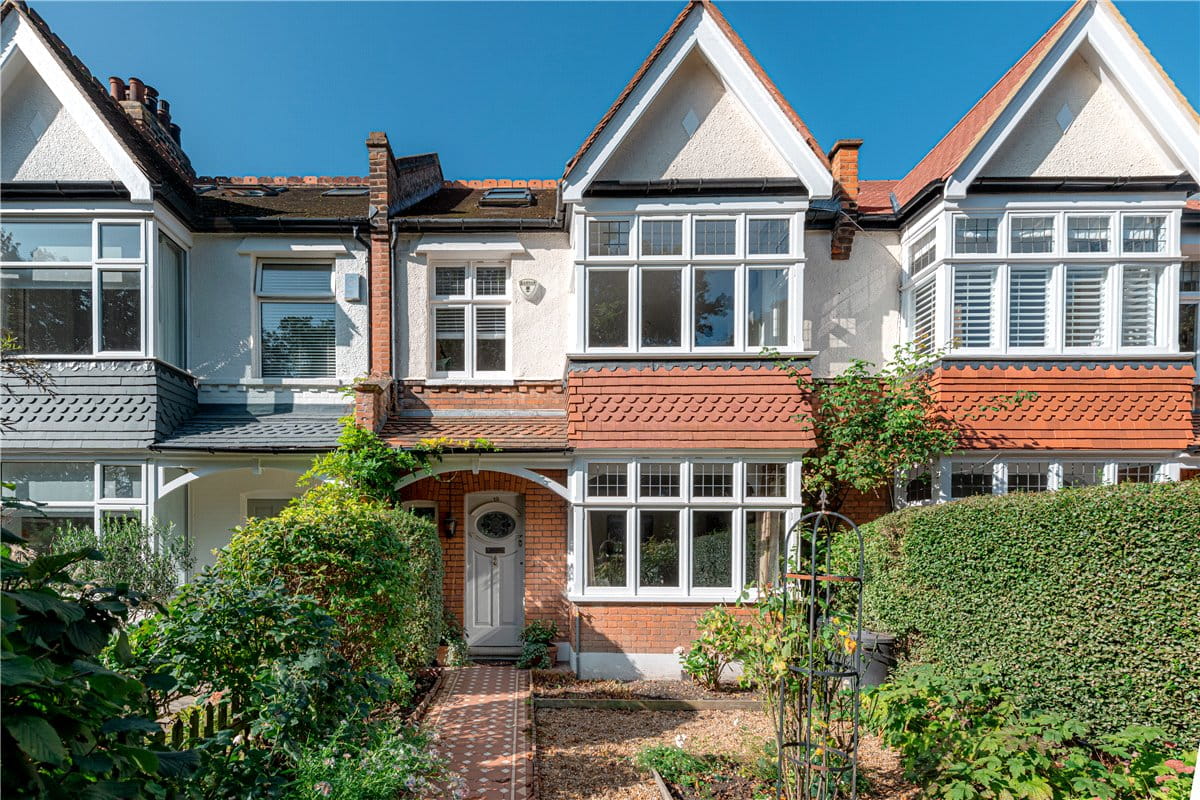 4 bedroom house, Sandgate Lane, London SW18