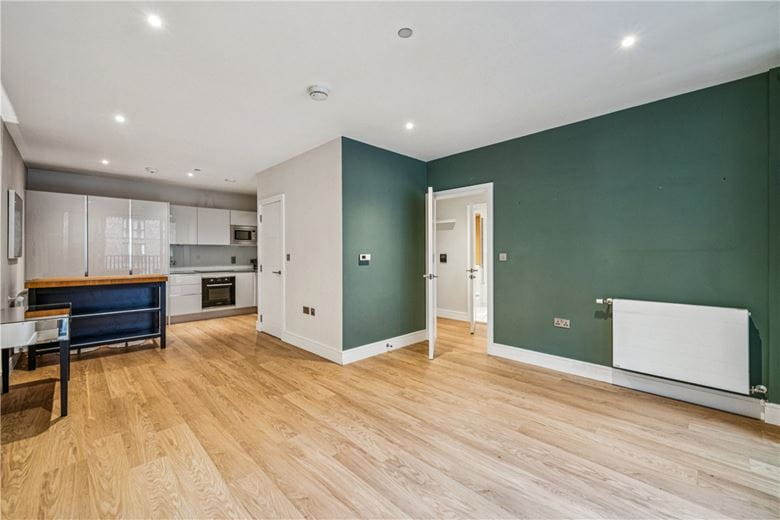 2 bedroom flat, Wimbledon Grounds, London SW17 - Available