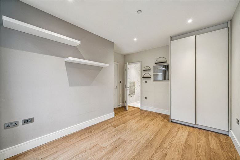 2 bedroom flat, Wimbledon Grounds, London SW17 - Available