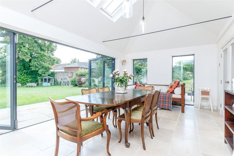 4 bedroom house, Wherwell, Andover SP11 - Available