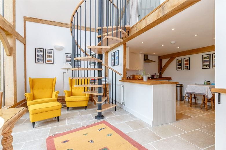 4 bedroom house, Wherwell, Andover SP11 - Available