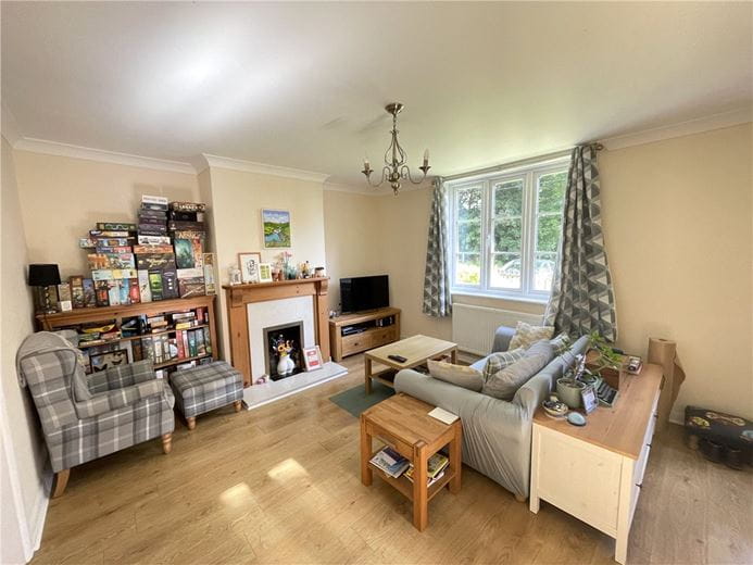 2 bedroom house, Woodman Lane, Sparsholt SO21 - Available