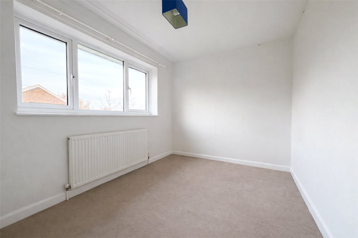 3 bedroom house, Stoke Charity Road, Kings Worthy SO21 - Available