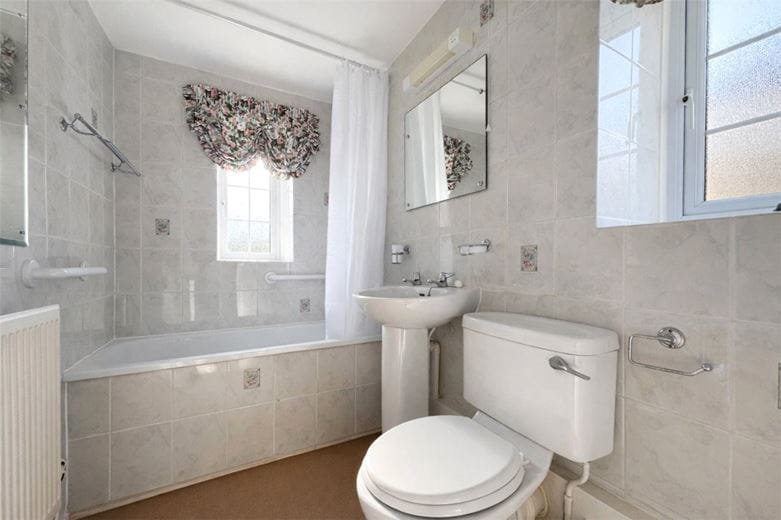 2 bedroom cottage, Winchester Street, Leckford SO20 - Available