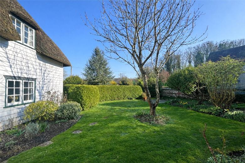 3 bedroom cottage, Leckford, Stockbridge SO20 - Available