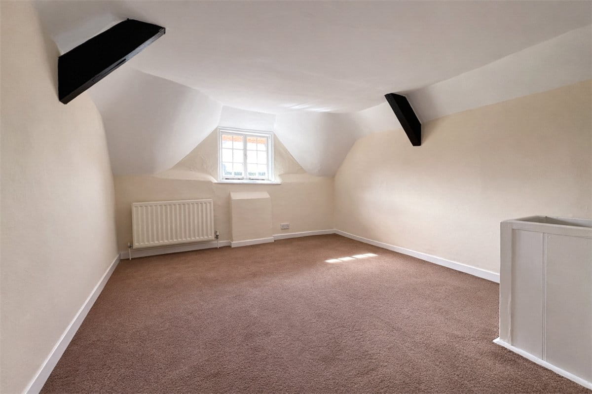 3 bedroom cottage, East Stratton, East Stratton SO21 - Available