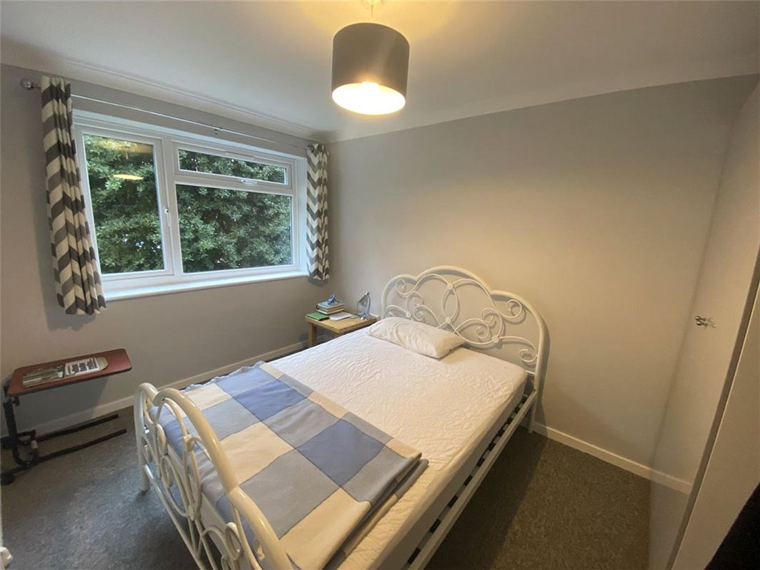 2 bedroom flat, Lantern Court, Christchurch Road SO23