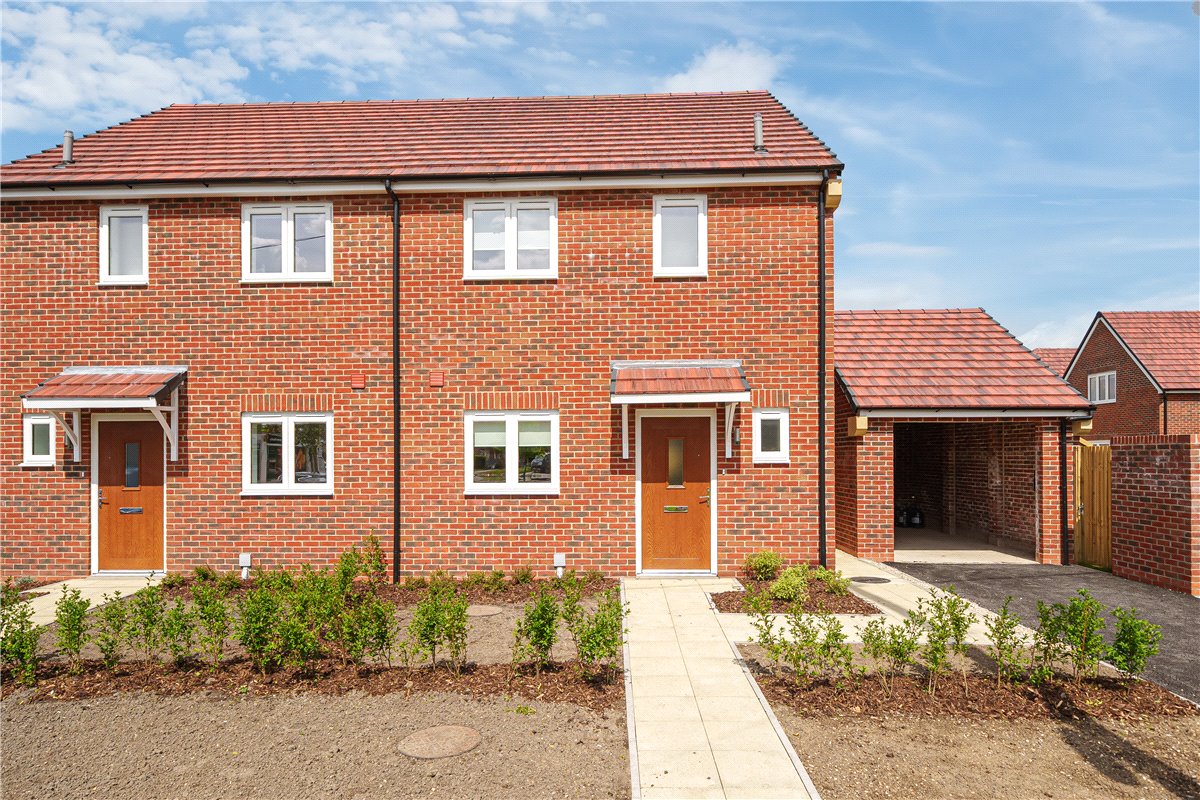 2 bedroom house, Hammonds Green, Totton SO40 - Available