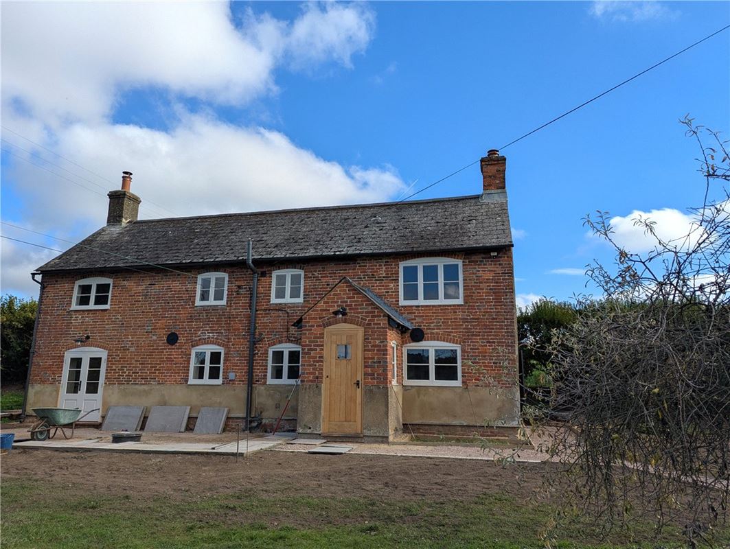 3 bedroom house, Cheriton, Alresford SO24 - Available