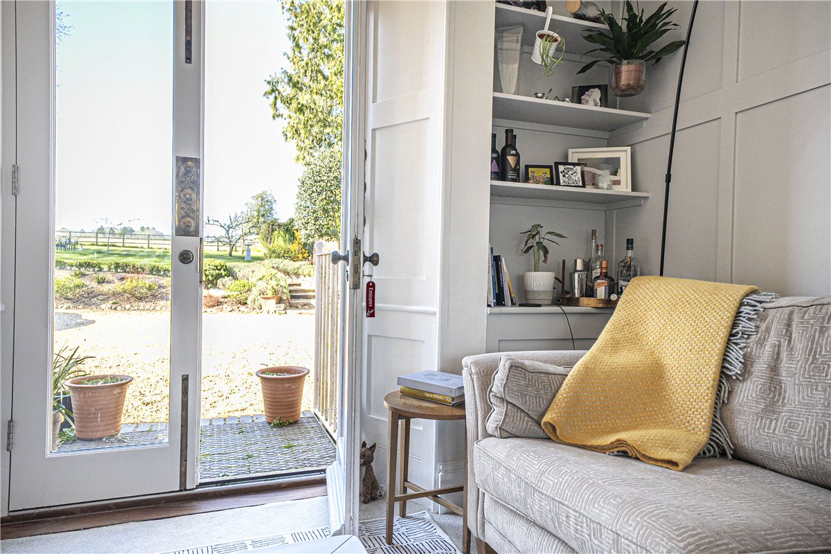 4 bedroom house, Fullerton, Andover SP11 - Let Agreed