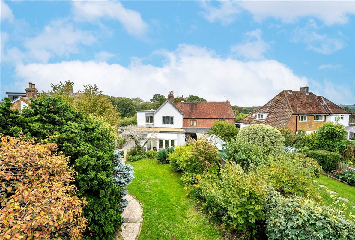 3 bedroom house, Trampers Lane, North Boarhunt PO17 - Available