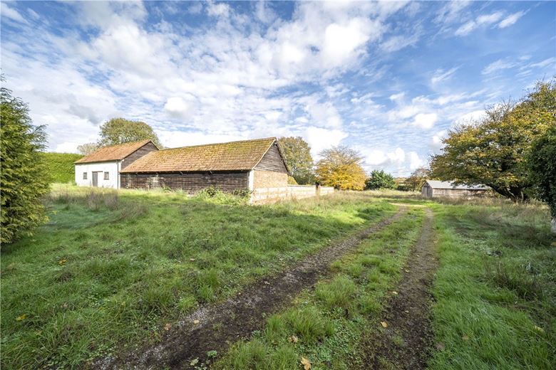 4 bedroom house, Charlton Down, Andover SP11 - Available