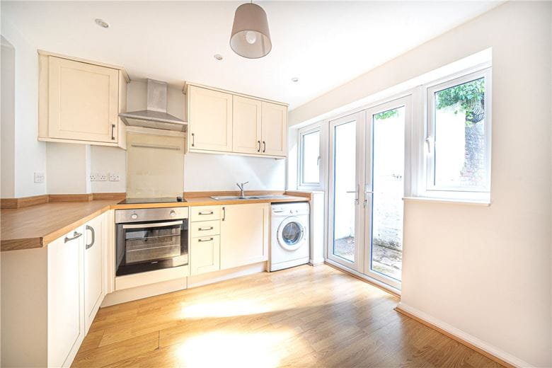 2 bedroom house, Wharf Hill, Winchester SO23 - Available