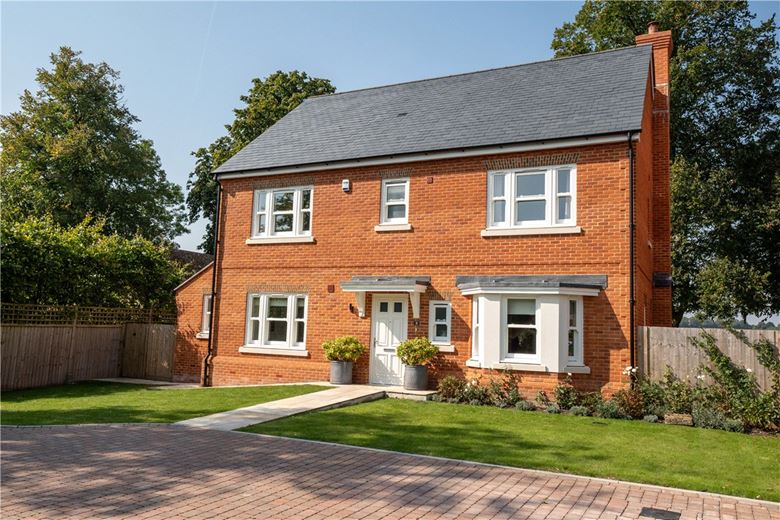 4 bedroom house, Houghton Farm Close, Houghton SO20 - Available