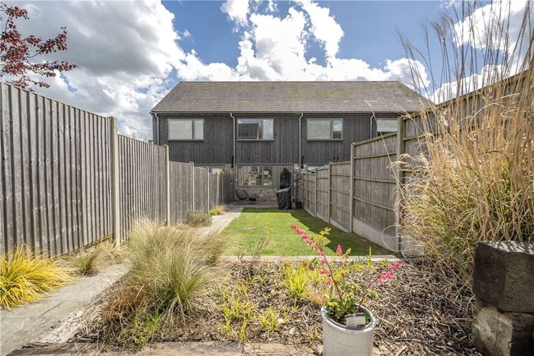 2 bedroom house, Eversley Gardens, Kings Worthy SO23 - Available