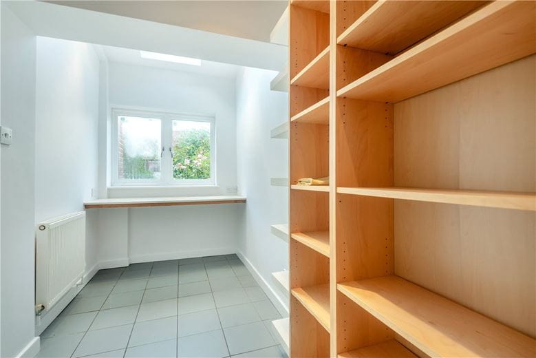 2 bedroom house, New Street, Stockbridge SO20 - Sold STC