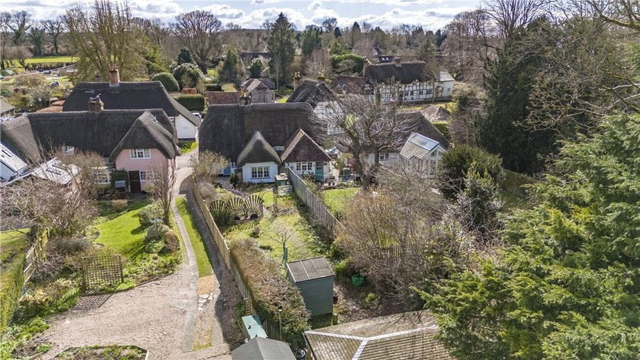 1 bedroom house, Duke Street, Micheldever SO21 - Sold STC