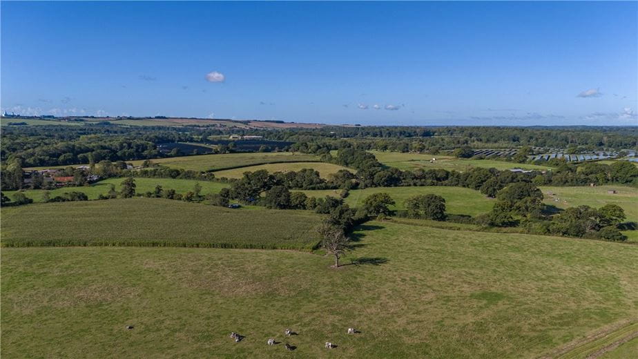 5 bedroom house, Newlands Lane, Denmead PO7 - Available