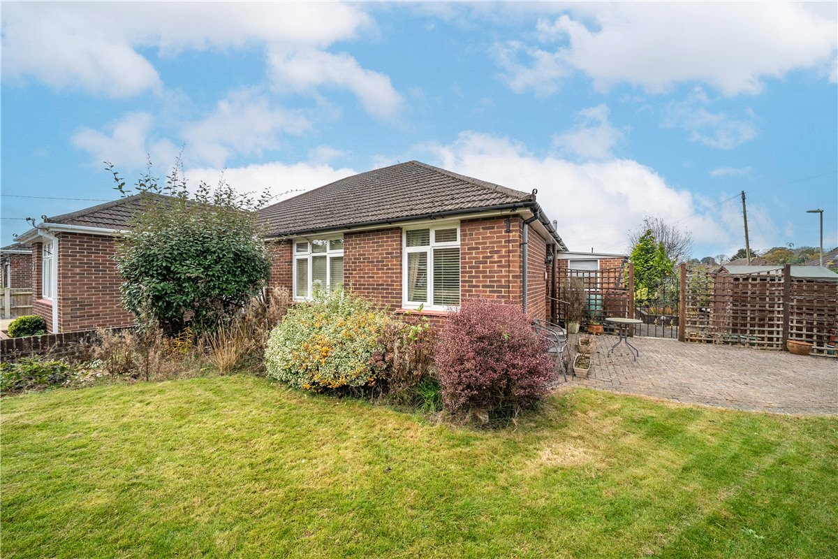 3 bedroom bungalow, Rogers Road, Bishopstoke SO50 - Sold