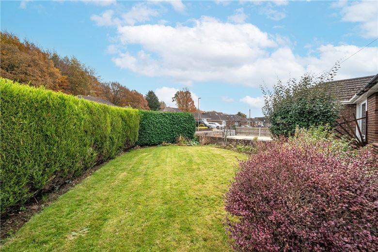 3 bedroom bungalow, Rogers Road, Bishopstoke SO50 - Sold