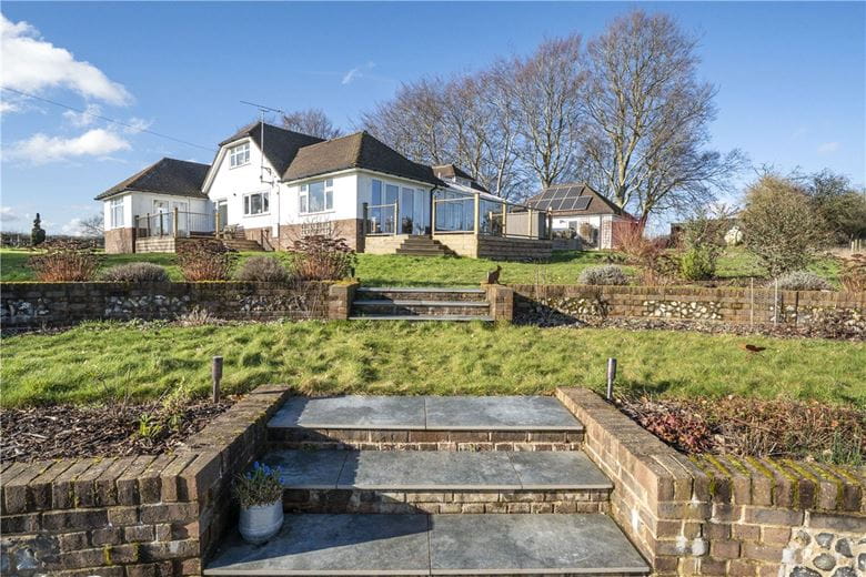 4 bedroom house, Stoke Charity Road, Kings Worthy SO21 - Available