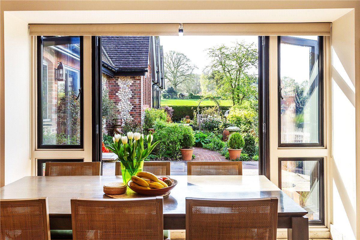 4 bedroom house, Woodlands, Bramdean SO24 - Available