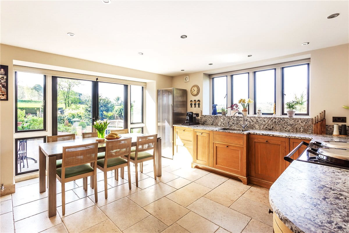 4 bedroom house, Woodlands, Bramdean SO24 - Available