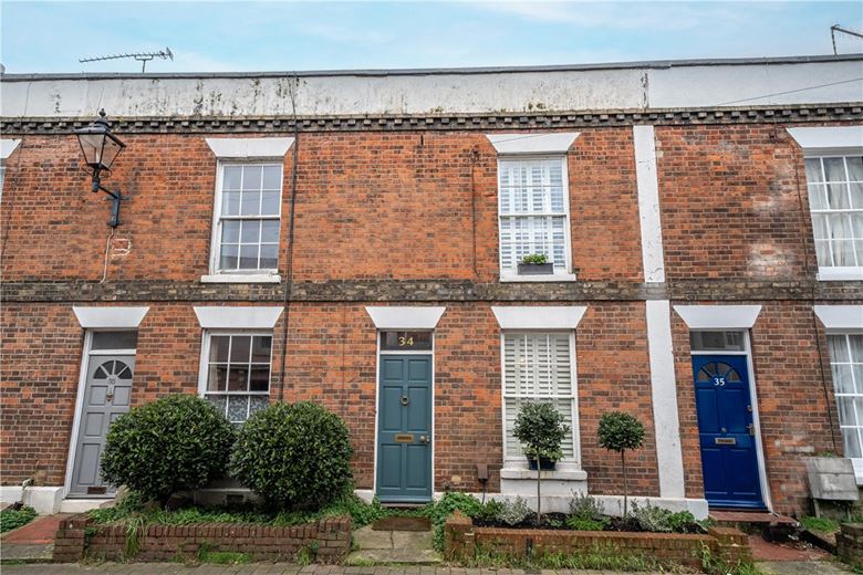 2 bedroom house, Parchment Street, Winchester SO23 - Available